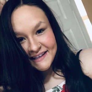 Meet your Posher, Hailey